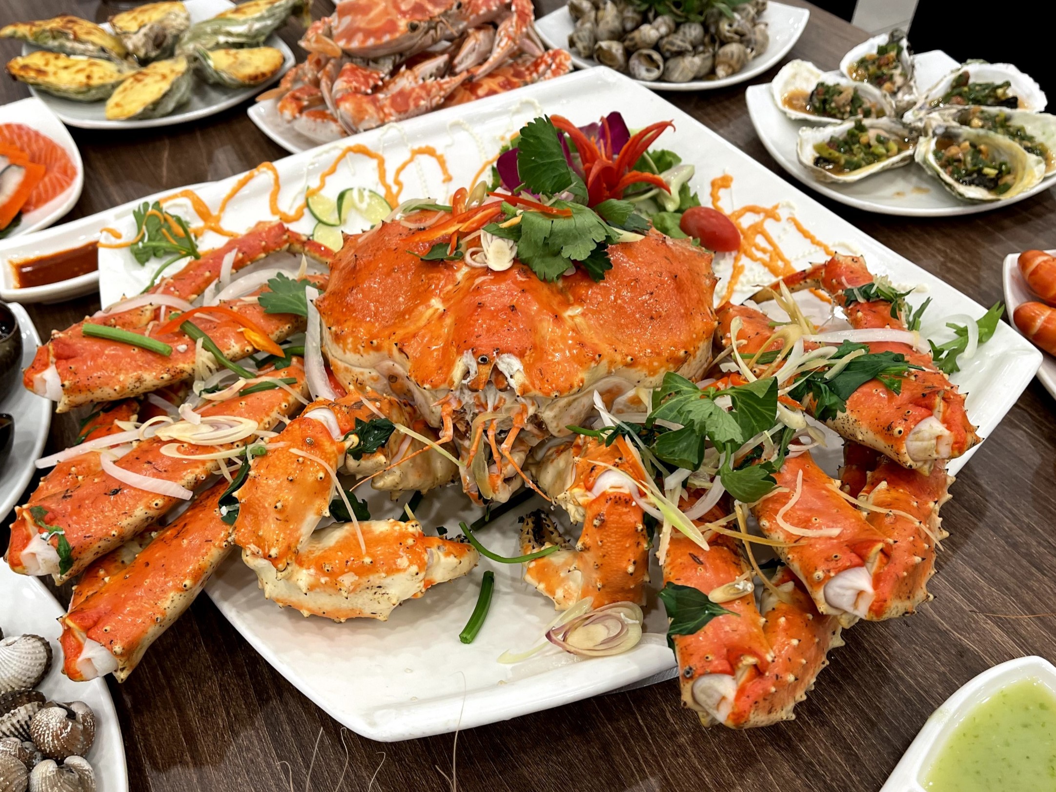 Tại sao cua hoàng đế lại có giá siêu đắt đỏ?