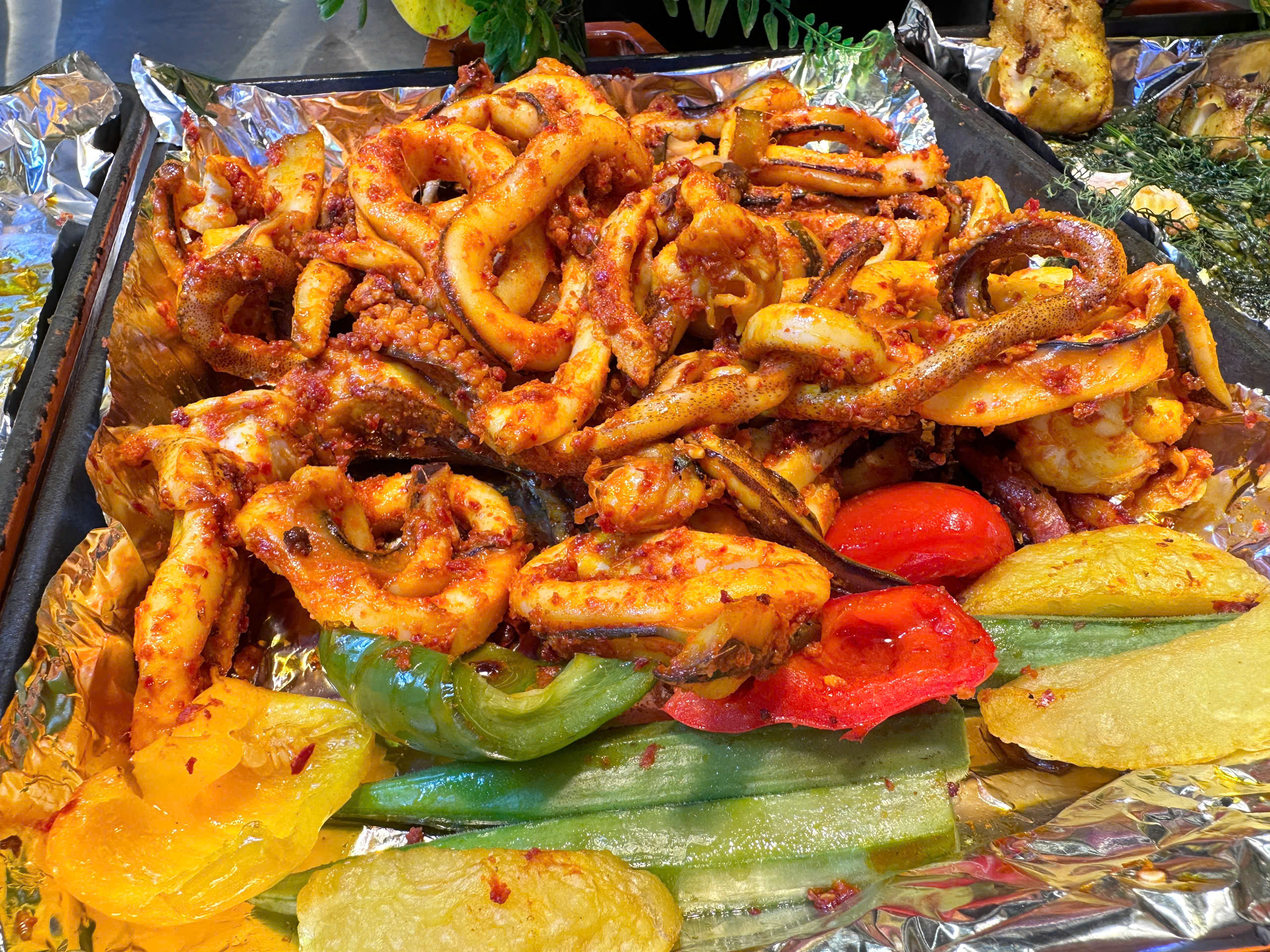 Mực lá nướng muối ớt - Món ngon được lòng thực khách tại Poseidon