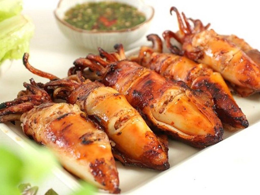Khám phá hương vị mới: Mực nướng mỡ hành và ớt